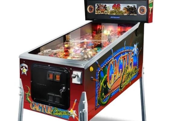 A pinball machine with the game " circus maximus ".